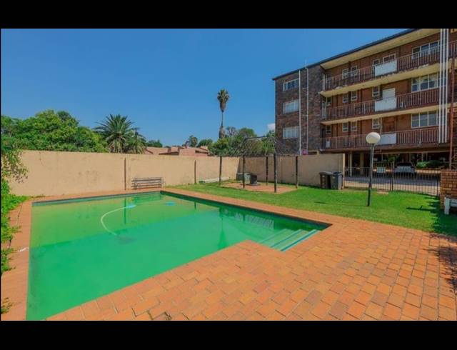 2 bed property to rent in HAMBERG